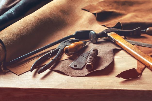 Berufsportrait - Der Orthopädie-Schuhtechniker stellt sich vor